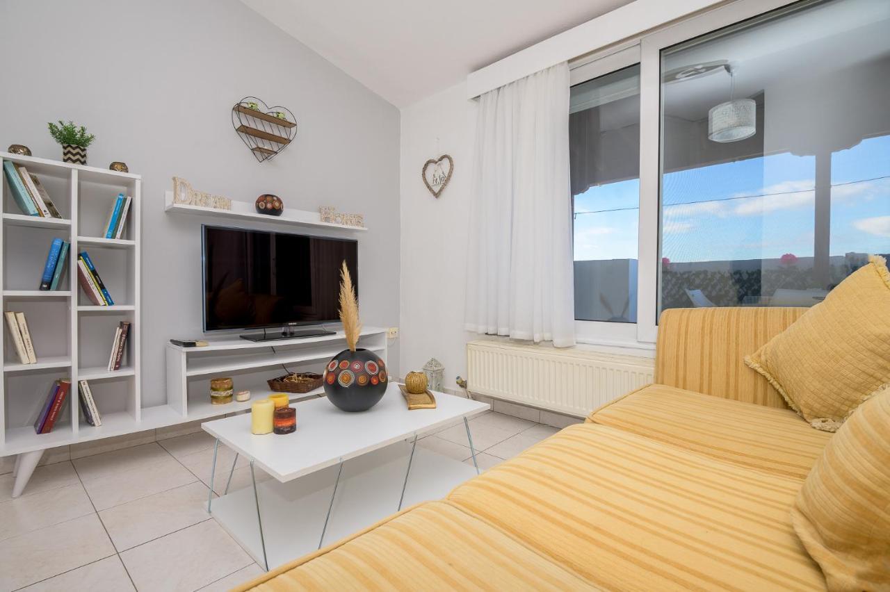 City Melody Apartment With Private Parking Alexandroúpoli Eksteriør bilde